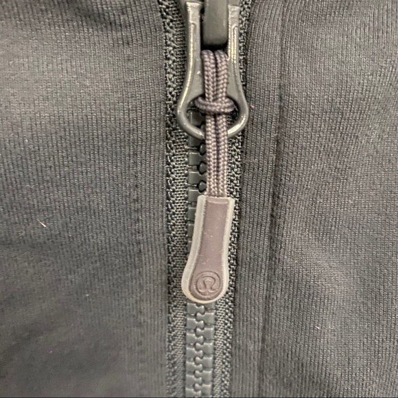 Lululemon Tadasana Mesh Back Jacket - Picture 5 of 9